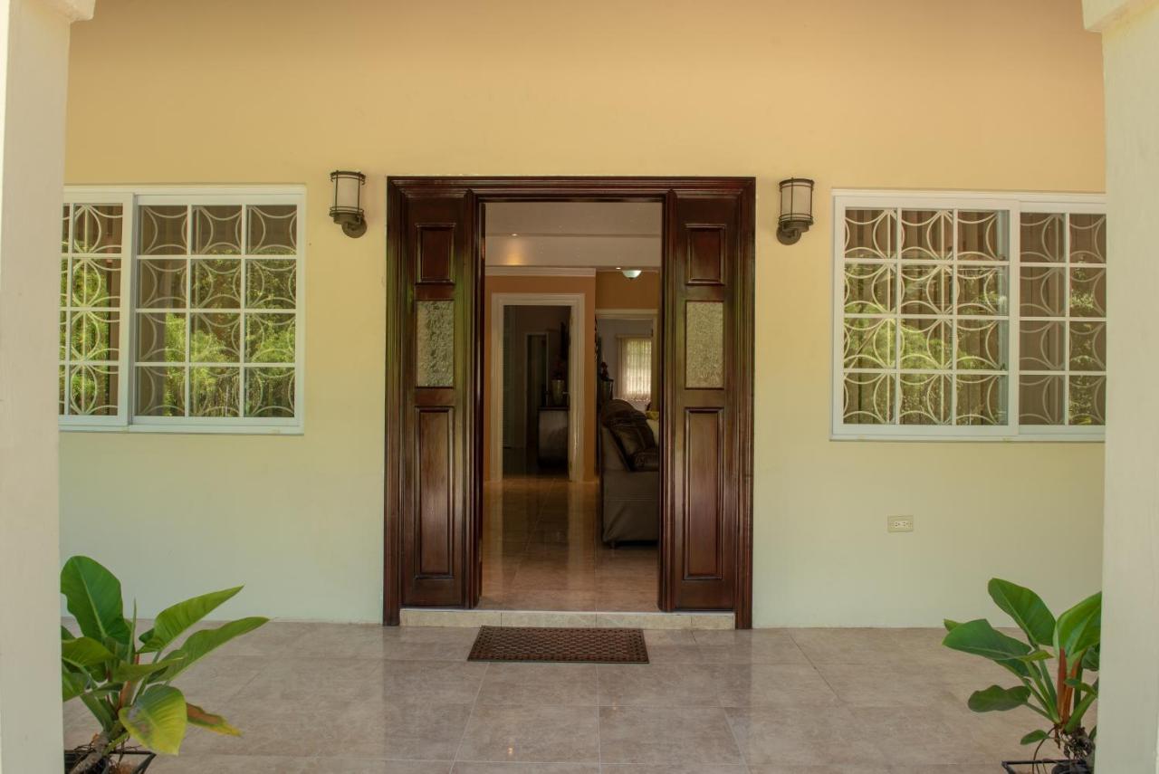 Tropical Escape Villa Ocho Rios Dış mekan fotoğraf